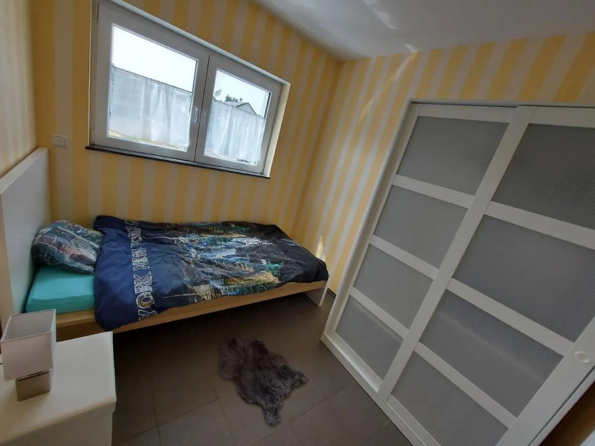 Several Different Rooms, Newly Furnished, In A New House In Vichten Accommodatie bij particulieren